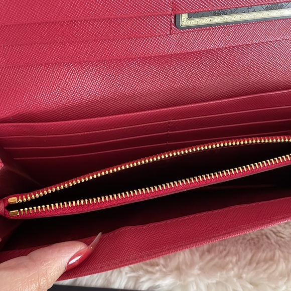 💕 AUTHENTIC PRADA rose pink gold large wallet - Picture 9 of 15